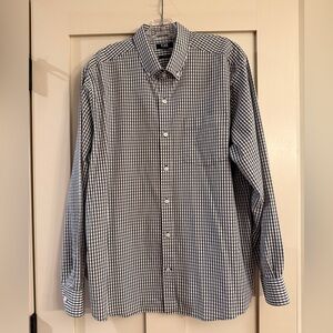 Men’s Cutter & Buck Button Down Shirt